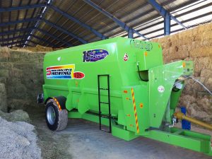 Fixed feeder mixer produc 15m3 - شرکت تکنو دام صنعت