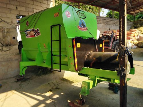 Fixed feeder mixer product tmr 5m3 - Techno Dam Sanat Company